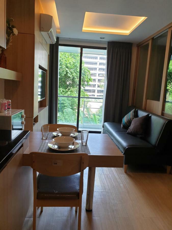 The Chezz By Patsamon Apartman Pattaja Kültér fotó